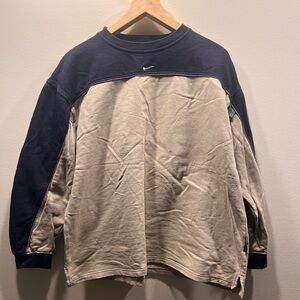 Nike Men's Blue and Beige Crewneck Sweater
